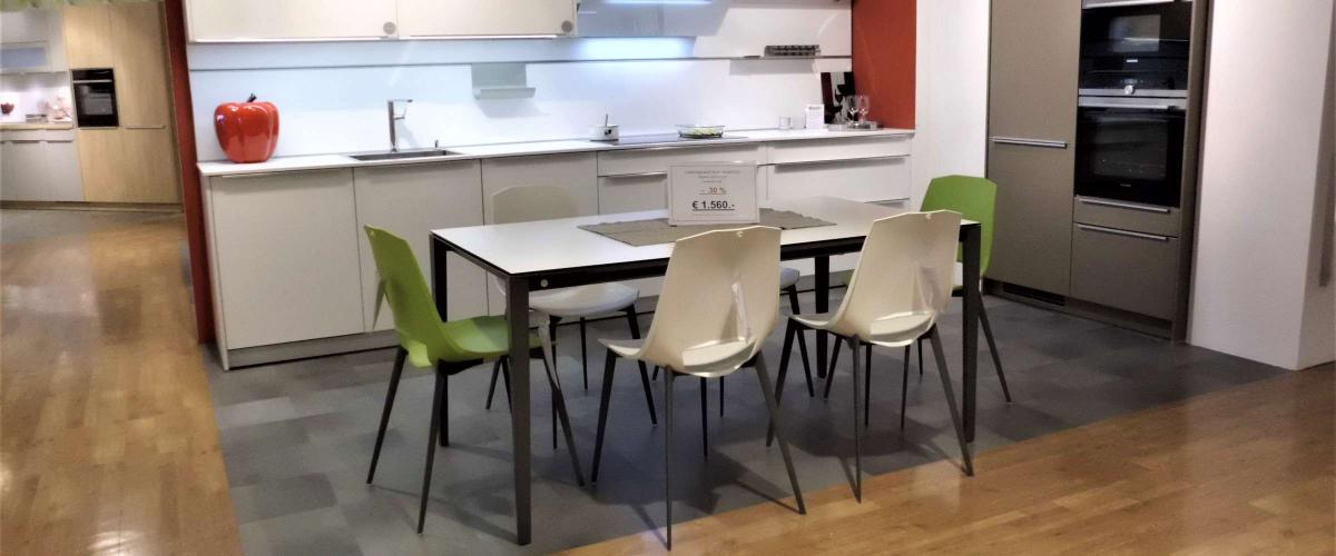 Tisch Stuhl Esstischgruppe Möbel Wallnöfer