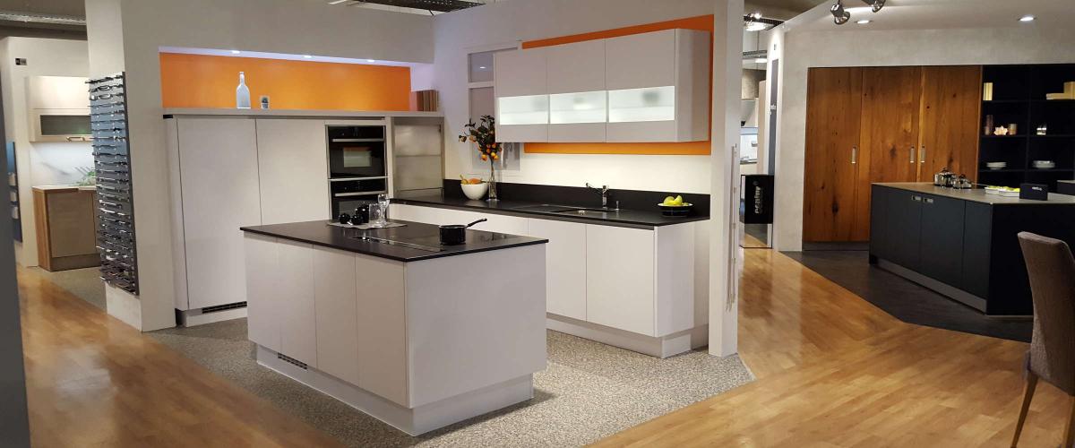 Top Preis Küche Südtirol Naturns weiß Wallnöfer